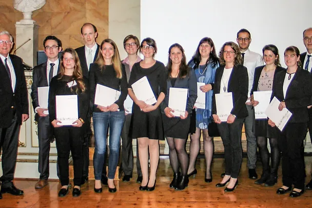 Beste Studienleistungen und Dissertationen Beste Studienleistungen und Dissertationen